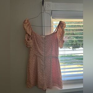 Selling this Bohme romper in a size medium! Is such a cute fit!